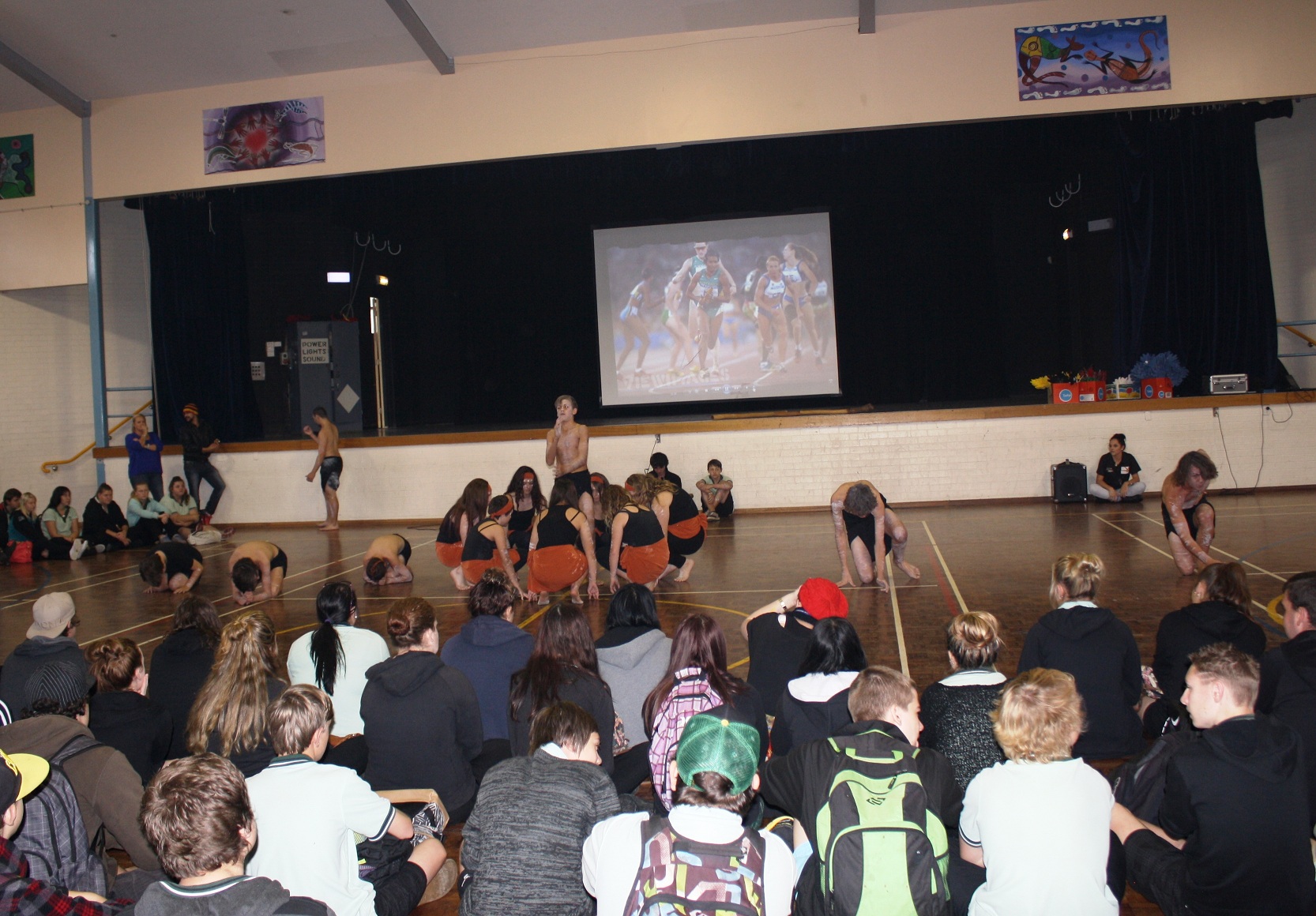 Northlakes High School Aboriginal dancers